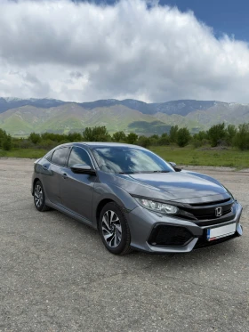 Honda Civic 1.0 VTEC Comfort Turbo, снимка 1