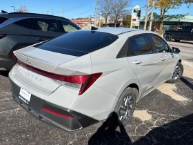 Hyundai Elantra, снимка 3
