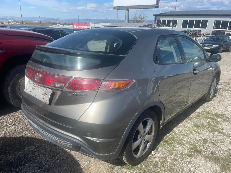 Honda Civic 1.4i, снимка 3 - Автомобили и джипове - 45012947