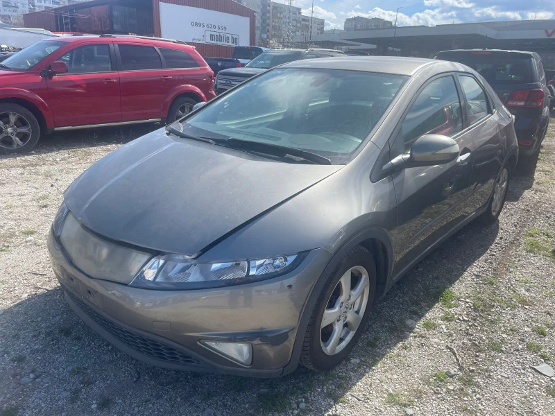 Honda Civic 1.4i, снимка 1 - Автомобили и джипове - 45012947