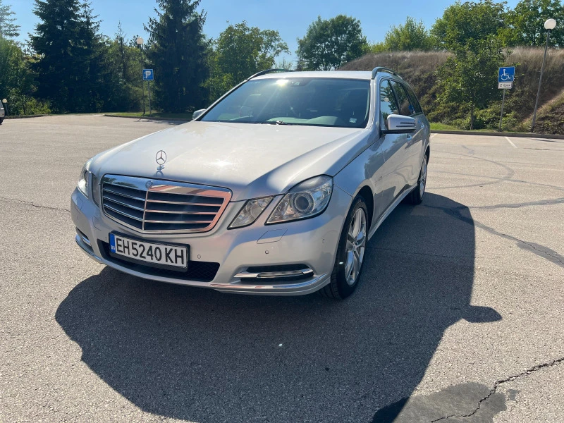 Mercedes-Benz E 200, снимка 3 - Автомобили и джипове - 47284162