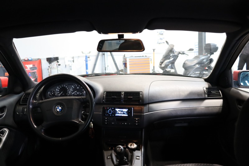 BMW 318, снимка 11 - Автомобили и джипове - 45744479