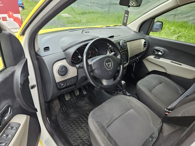 Dacia Lodgy 1.6 Газ, снимка 8 - Автомобили и джипове - 45996628