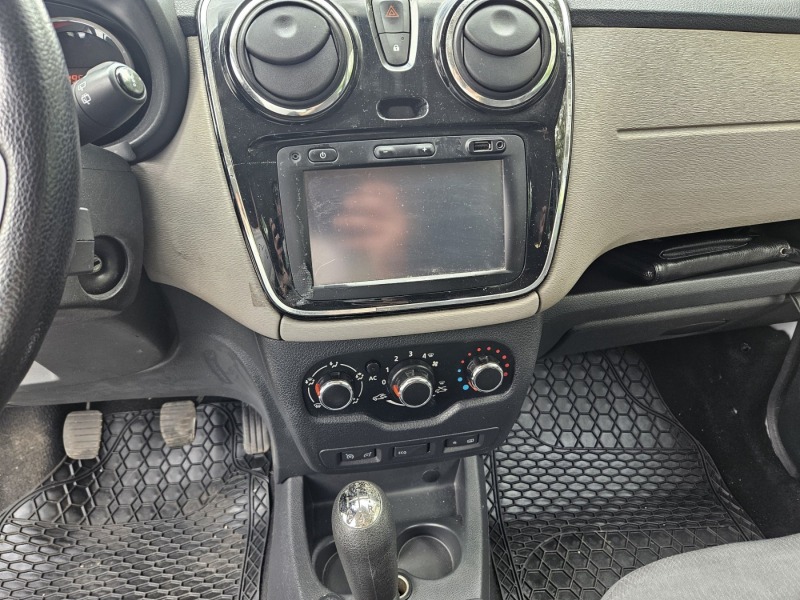 Dacia Lodgy 1.6 Газ, снимка 9 - Автомобили и джипове - 45996628
