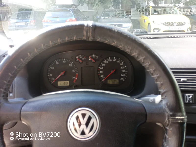 VW Golf 4, снимка 8 - Автомобили и джипове - 47391891