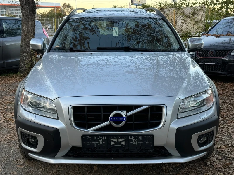 Volvo Xc70 Реален пробег!! Новаа! Вс.Екстри!, снимка 2 - Автомобили и джипове - 47681743