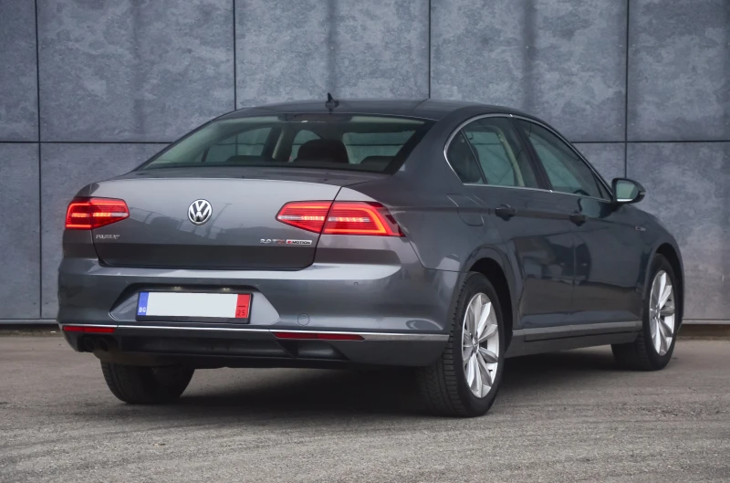 VW Passat 2.0 TDI 190 4X4, снимка 5 - Автомобили и джипове - 48463490