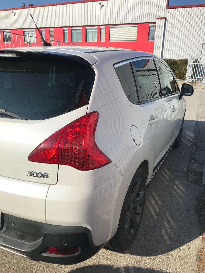 Peugeot 3008 Hybrid4, снимка 6 - Автомобили и джипове - 48675525