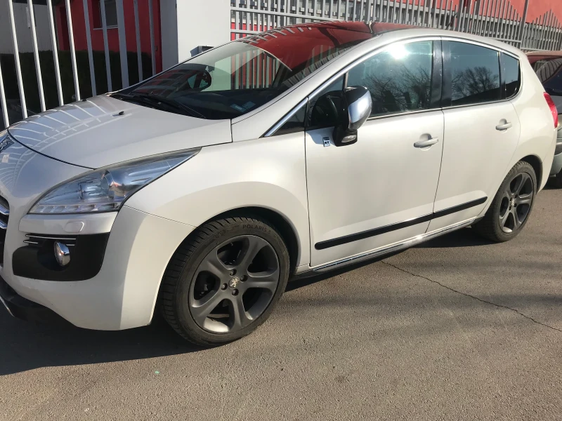 Peugeot 3008 Hybrid4, снимка 3 - Автомобили и джипове - 48675525