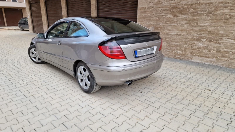 Mercedes-Benz C 200 KOMPRESSOR, снимка 4 - Автомобили и джипове - 49144858