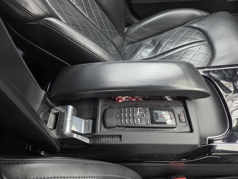 Audi A8, снимка 16 - Автомобили и джипове - 53458478