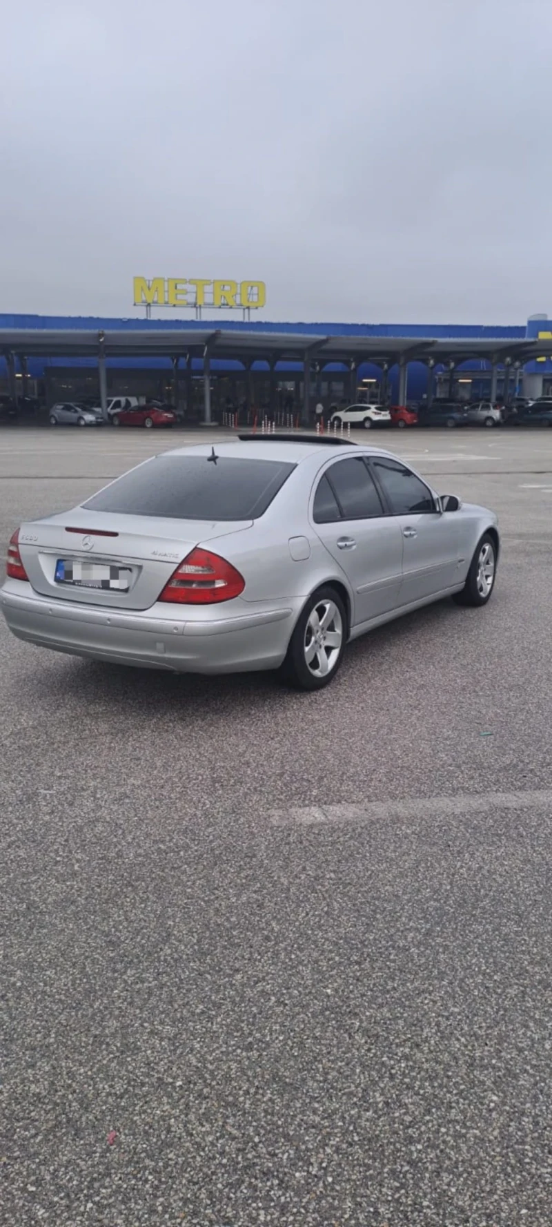 Mercedes-Benz E 500, снимка 4 - Автомобили и джипове - 52352696