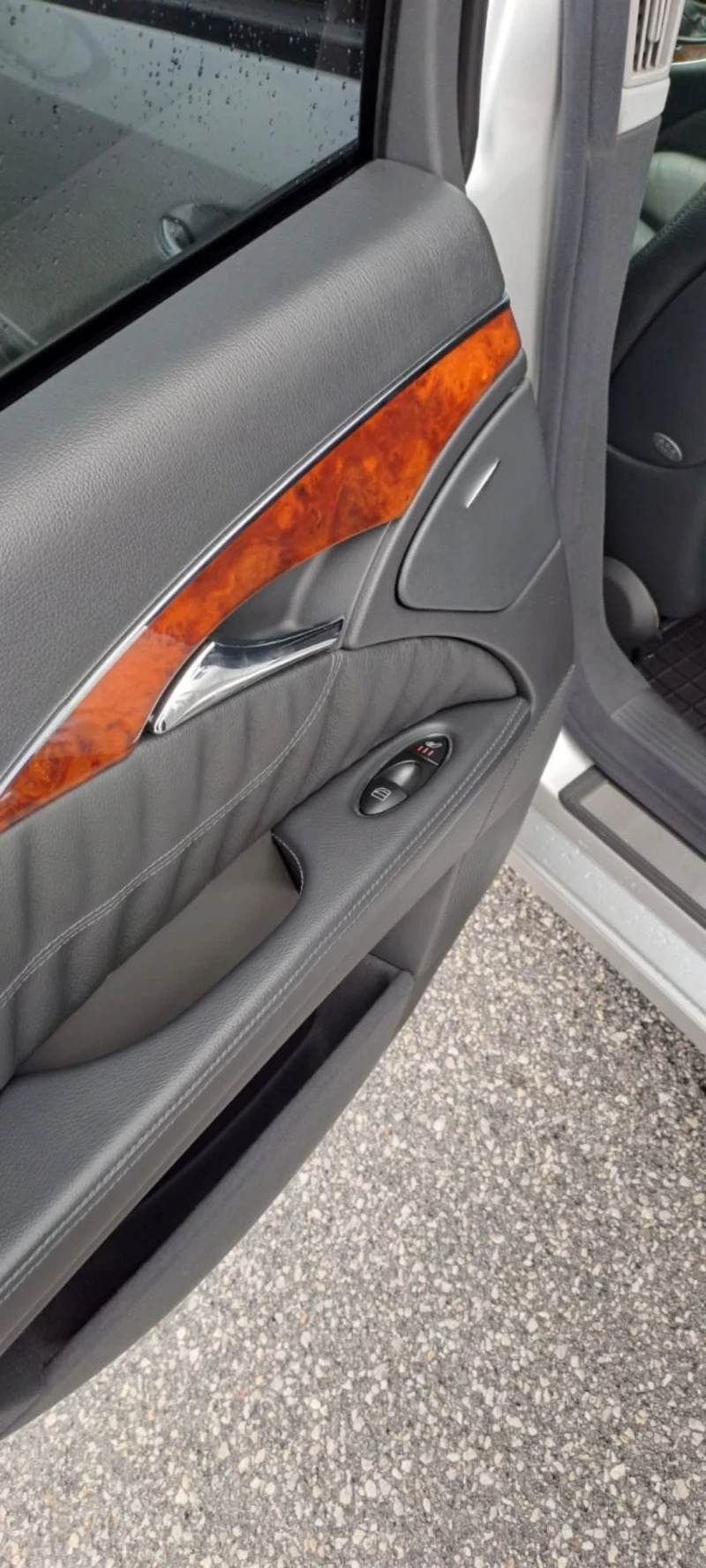 Mercedes-Benz E 500, снимка 10 - Автомобили и джипове - 52352696