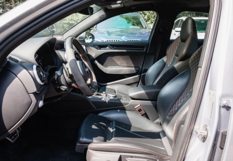 Audi Rs3 Sedan * * ИЗРЯДНА ИСТОРИЯ * * АВТО КРЕДИТ * * , снимка 7 - Автомобили и джипове - 52944131