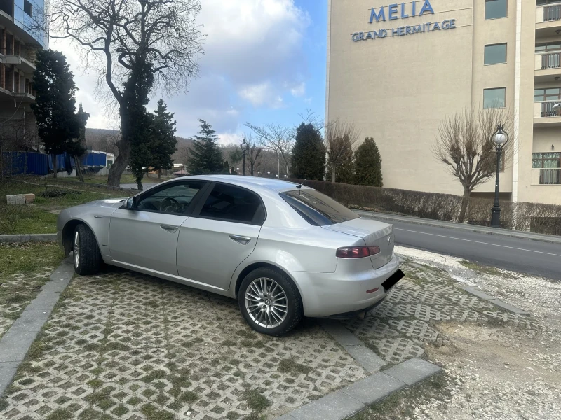 Alfa Romeo 159 JTDm, снимка 3 - Автомобили и джипове - 53063874