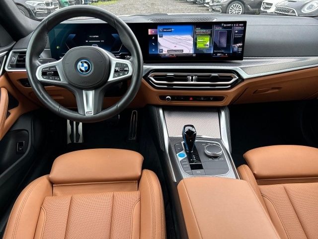 BMW i4 eDrive 40, снимка 4 - Автомобили и джипове - 46083846