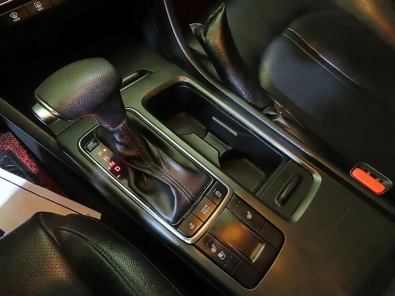 Kia K5 1.7 DIESEL SX PRESTIGE, снимка 10 - Автомобили и джипове - 55088158