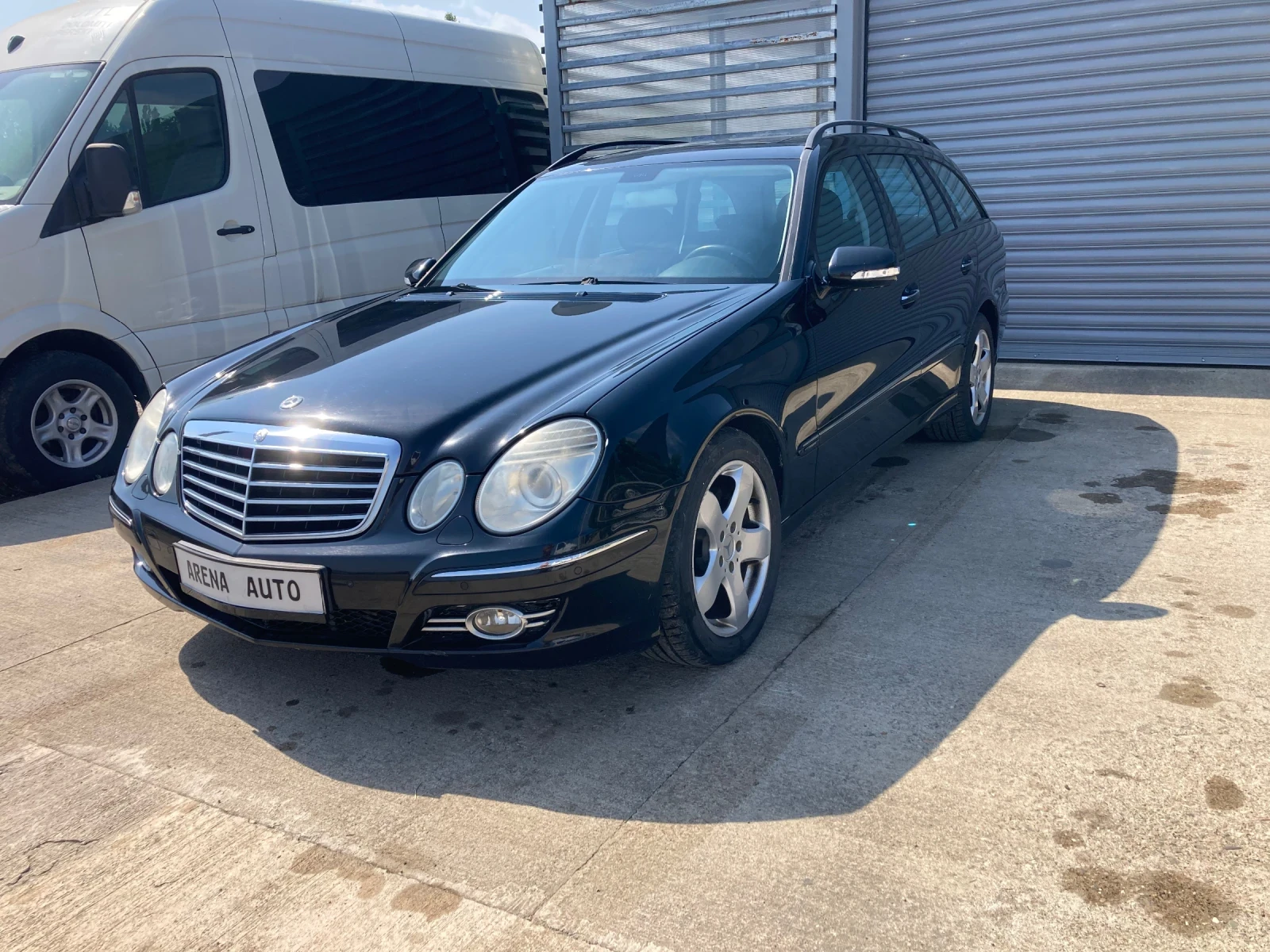 Mercedes-Benz E 220  EVO Avantgarde, снимка 2 - Автомобили и джипове - 44671037