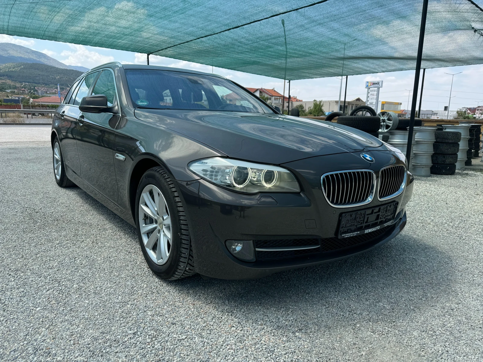 BMW 525 3.0d EURO 5 - изображение 3