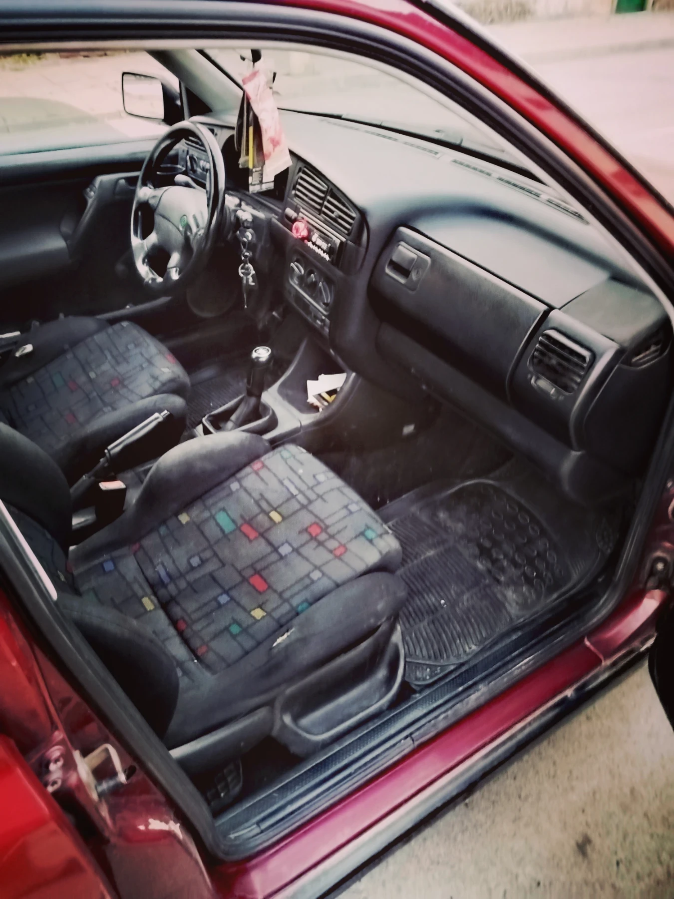 VW Golf 1.6 - изображение 9
