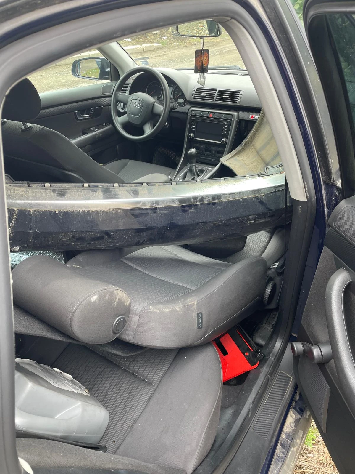 Audi A4 | Mobile.bg   11