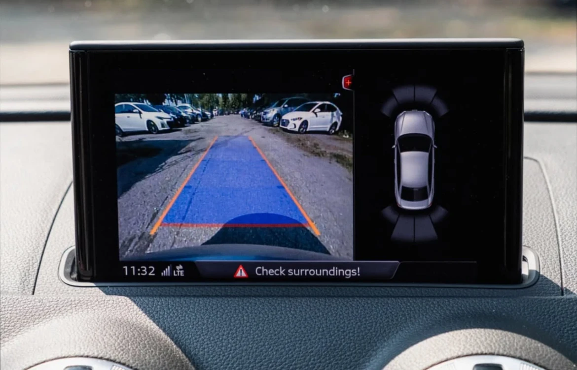 Audi Rs3 Sedan * * ������� ������� * * ���� ������ * *  | Mobile.bg � ����������� 12