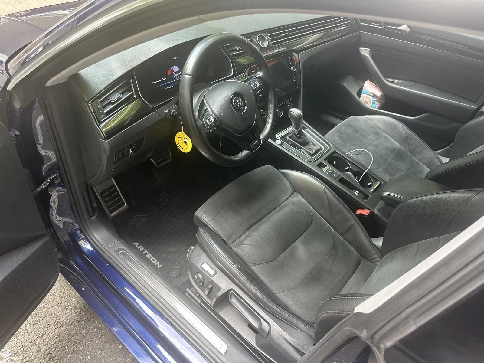 VW Arteon, снимка 8 - Автомобили и джипове - 53734104