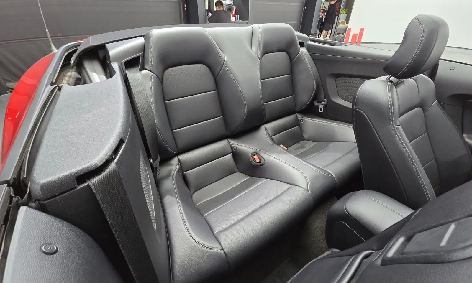 Ford Mustang 5.0 | ОБДУХ | ПОДГРЕВИ | ЕЛ СЕДАЛКИ | BLINDSPOT AS, снимка 11 - Автомобили и джипове - 54123381