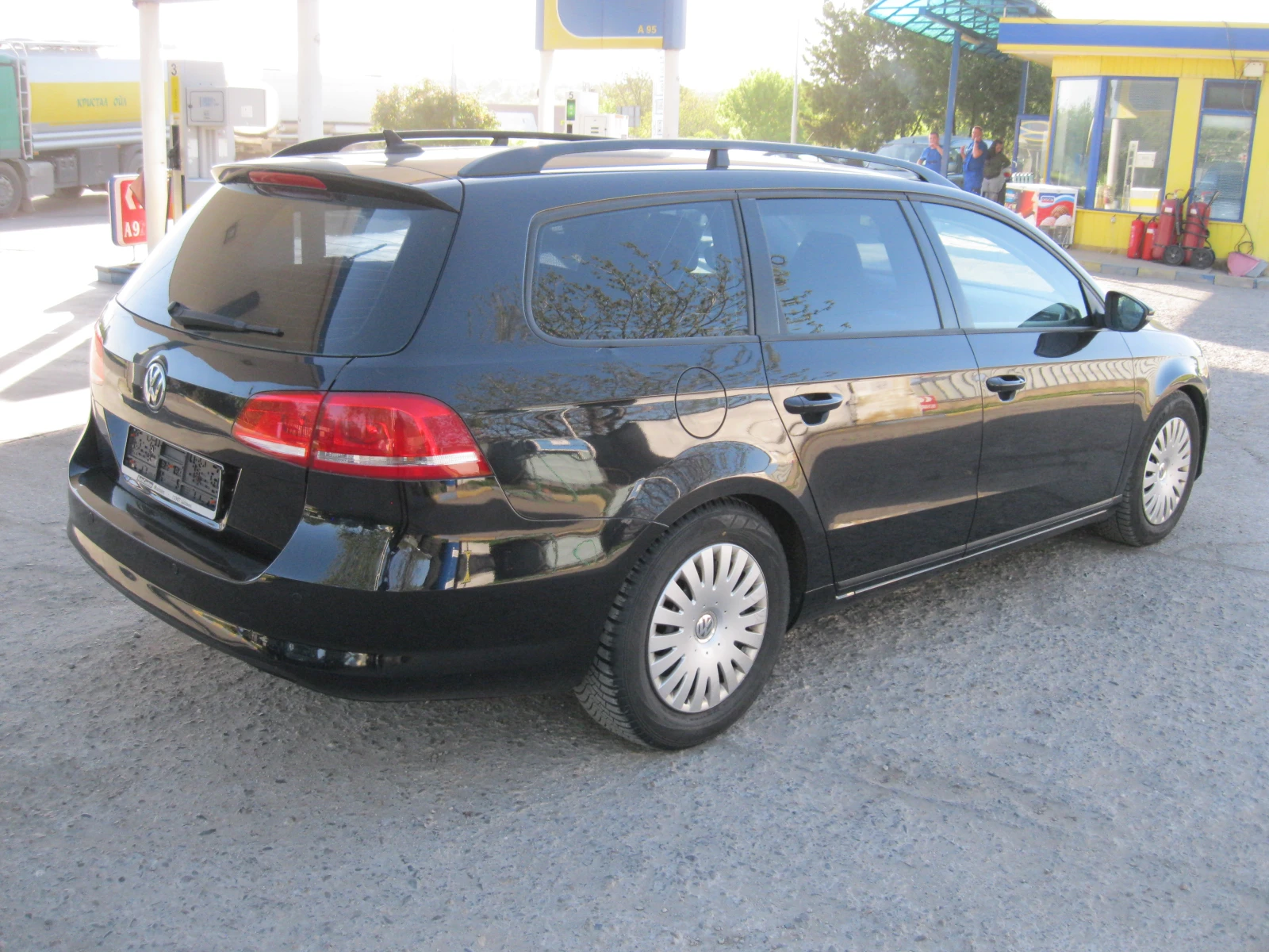VW Passat, снимка 7 - Автомобили и джипове - 54321534