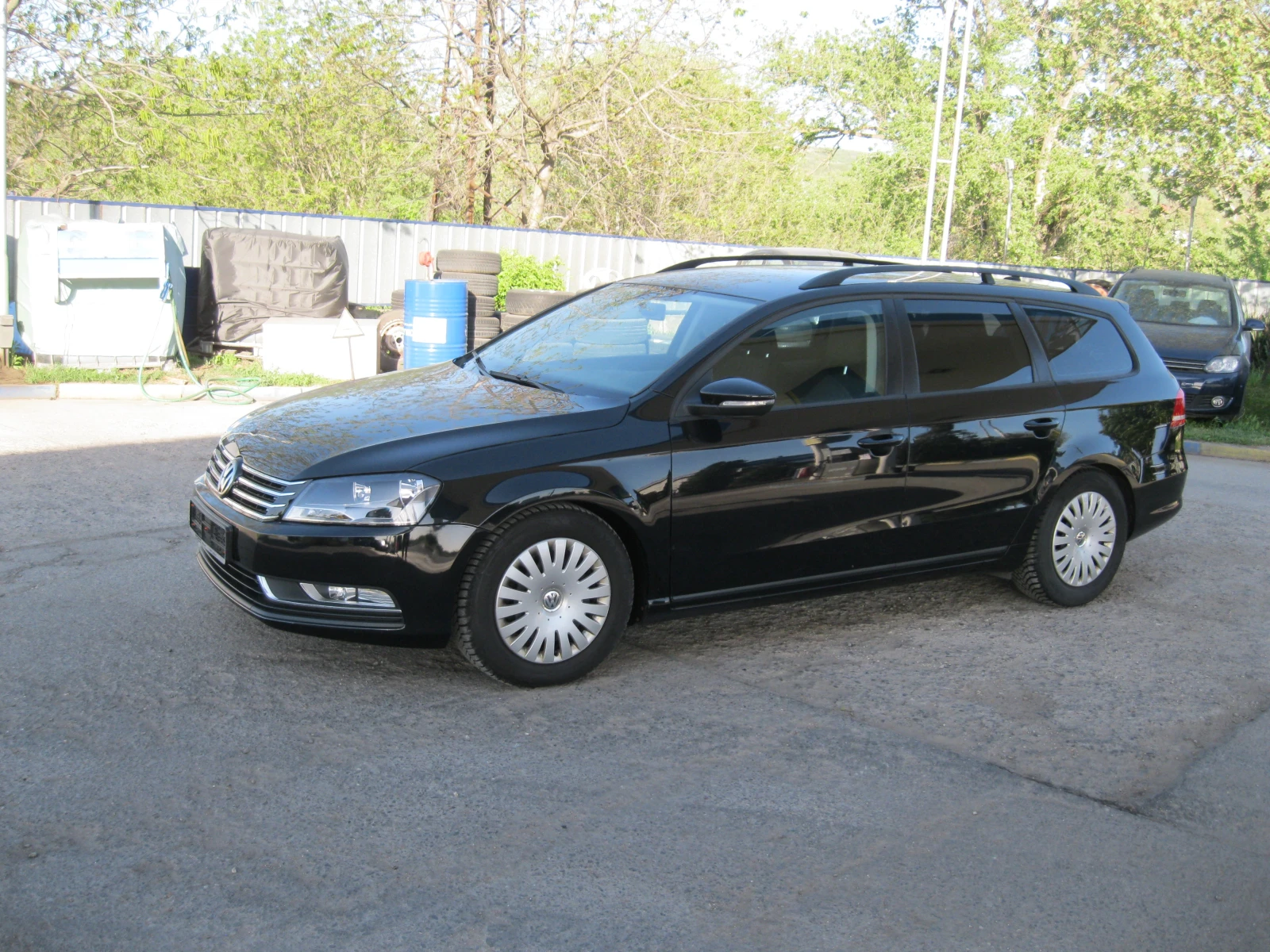 VW Passat, снимка 2 - Автомобили и джипове - 54321534