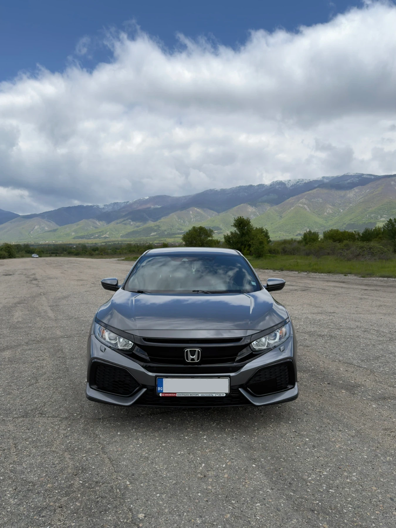 Honda Civic 1.0 VTEC Comfort Turbo, снимка 2 - Автомобили и джипове - 54397488