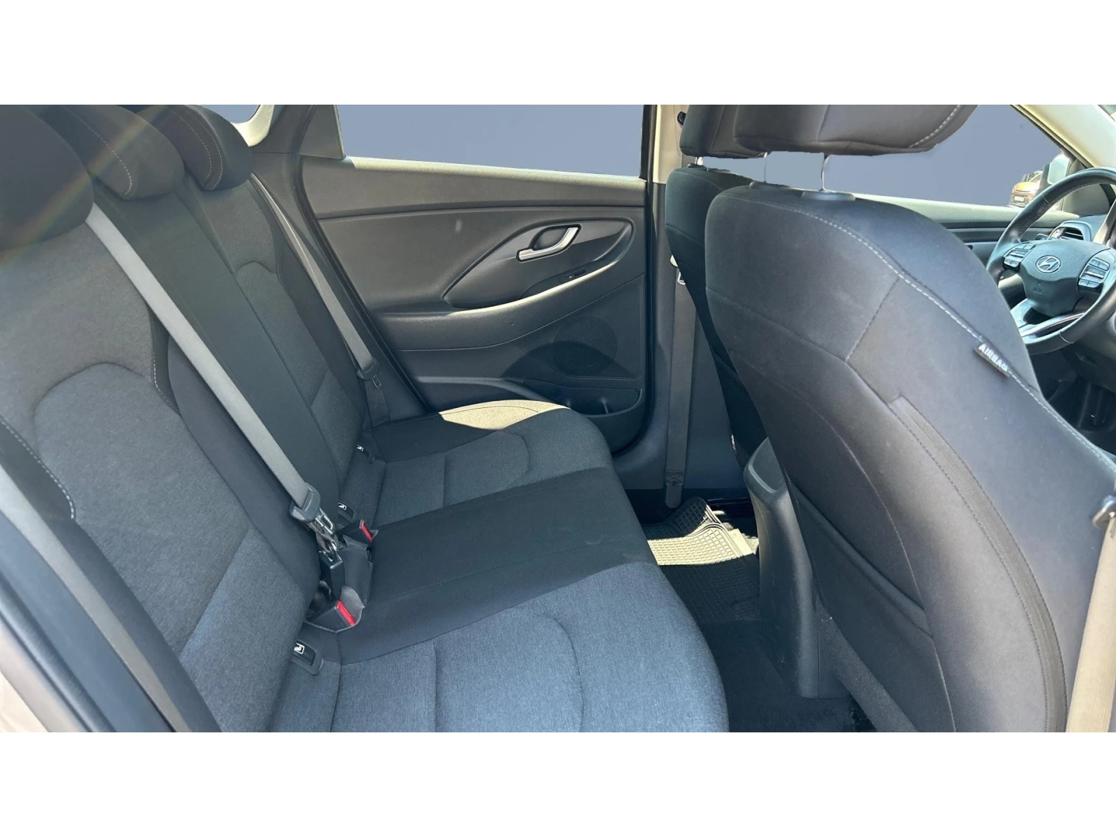 Hyundai I30 T-GDI  Fastback DCT, Месечна вноска от 205  , снимка 7 - Автомобили и джипове - 55013346