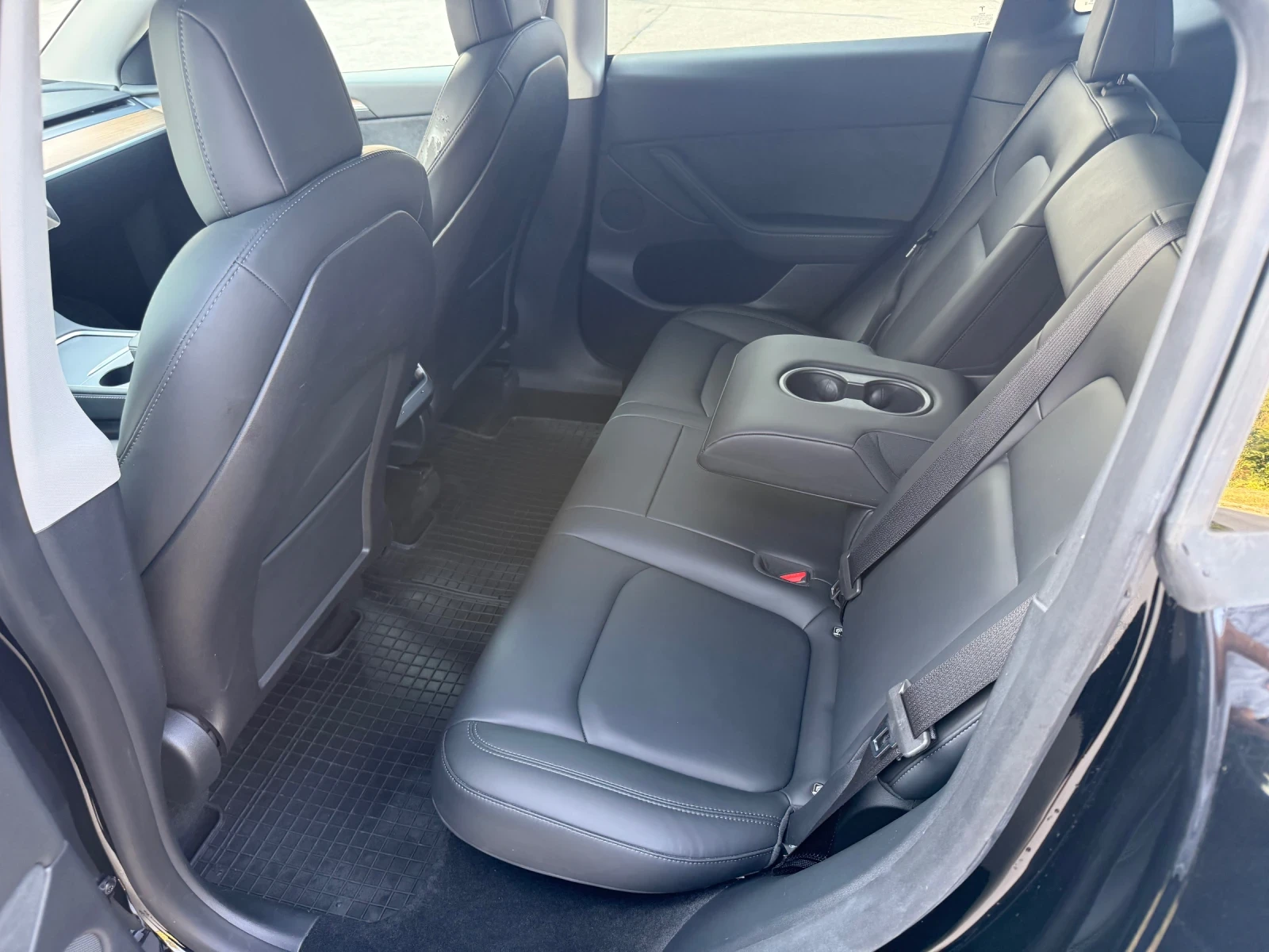 Tesla Model Y Long Range Dual Motor ГАРАНЦИЯ, снимка 10 - Автомобили и джипове - 55593283