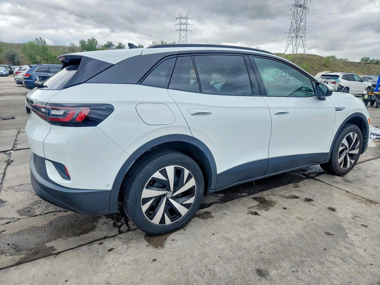 VW ID.4 PRO* AWD* ПОДГРЕВ* КАМЕРА* НАВИ* KEYLESS* , снимка 5 - Автомобили и джипове - 55612930