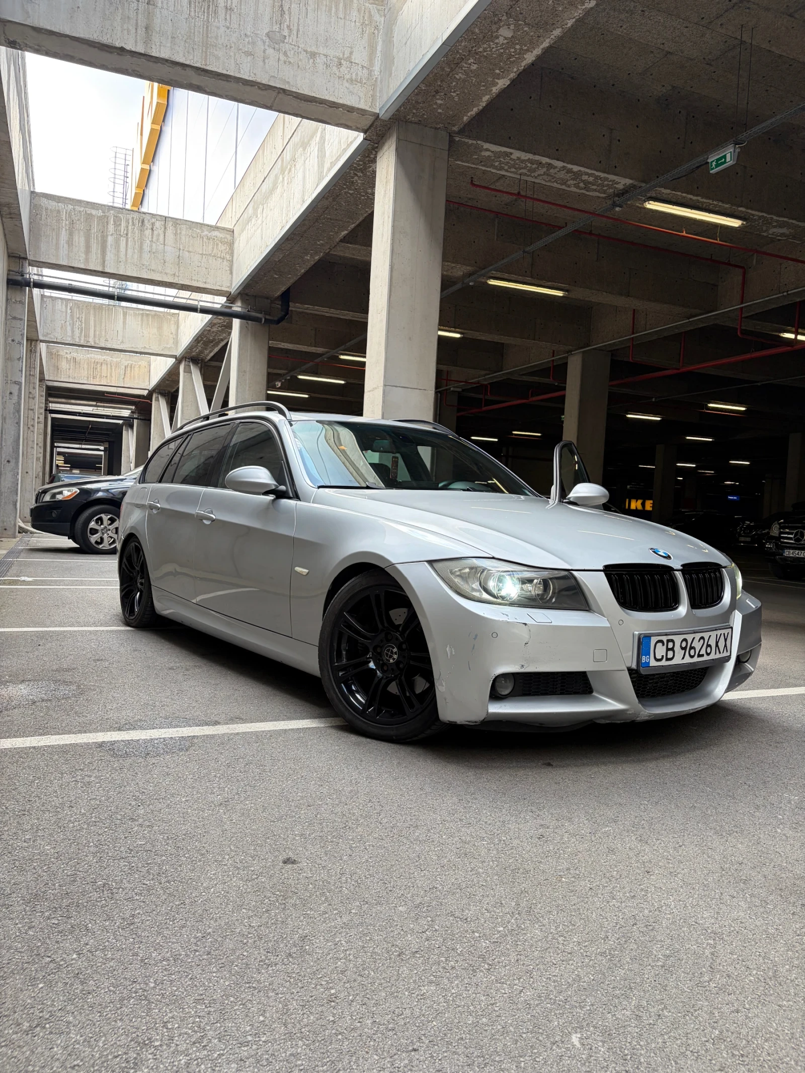 BMW 330, снимка 2 - Автомобили и джипове - 55656314