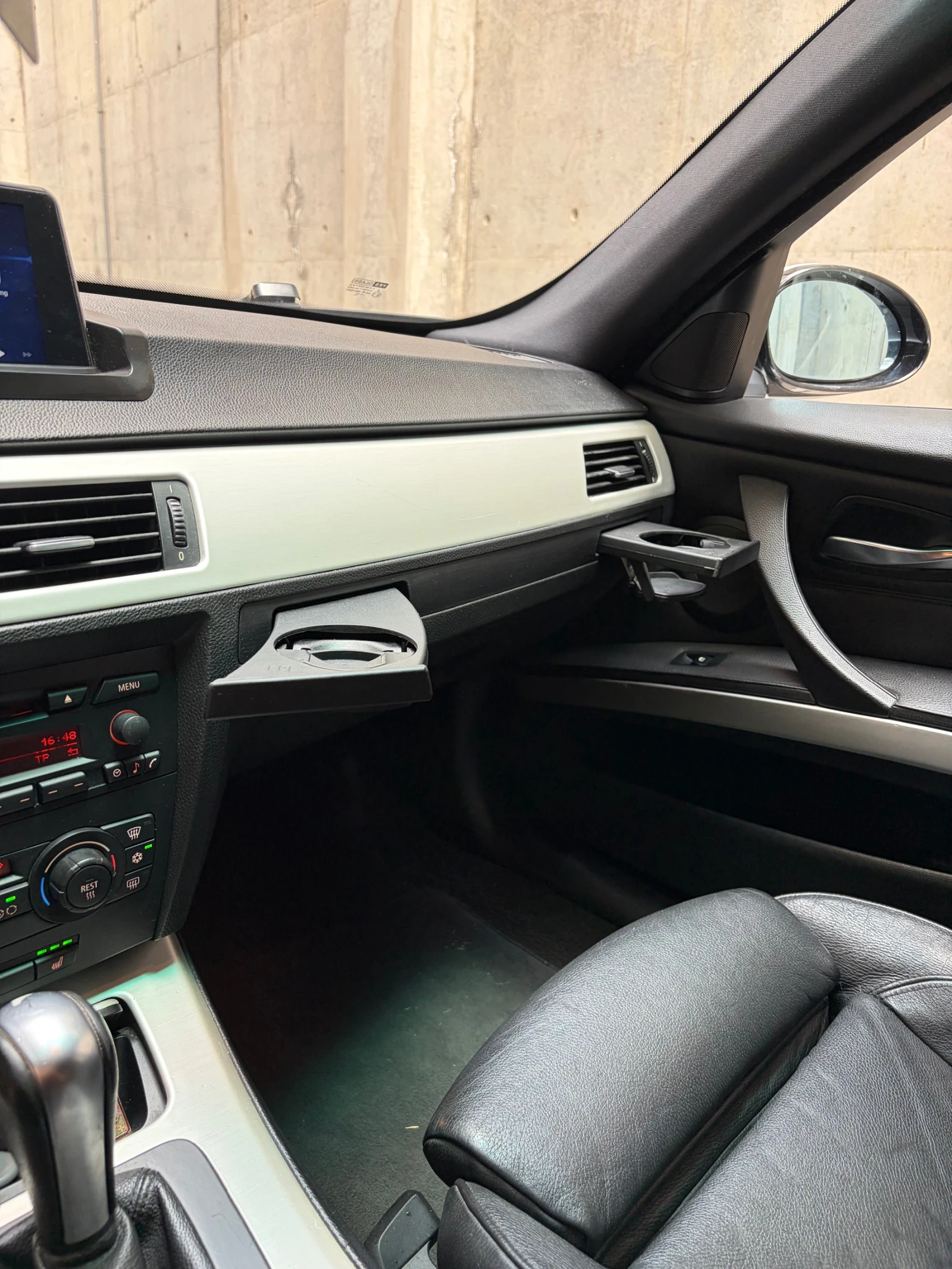 BMW 330, снимка 6 - Автомобили и джипове - 55656314