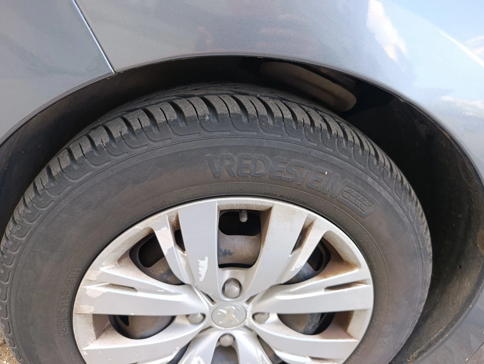 Peugeot 207, снимка 10 - Автомобили и джипове - 55975939