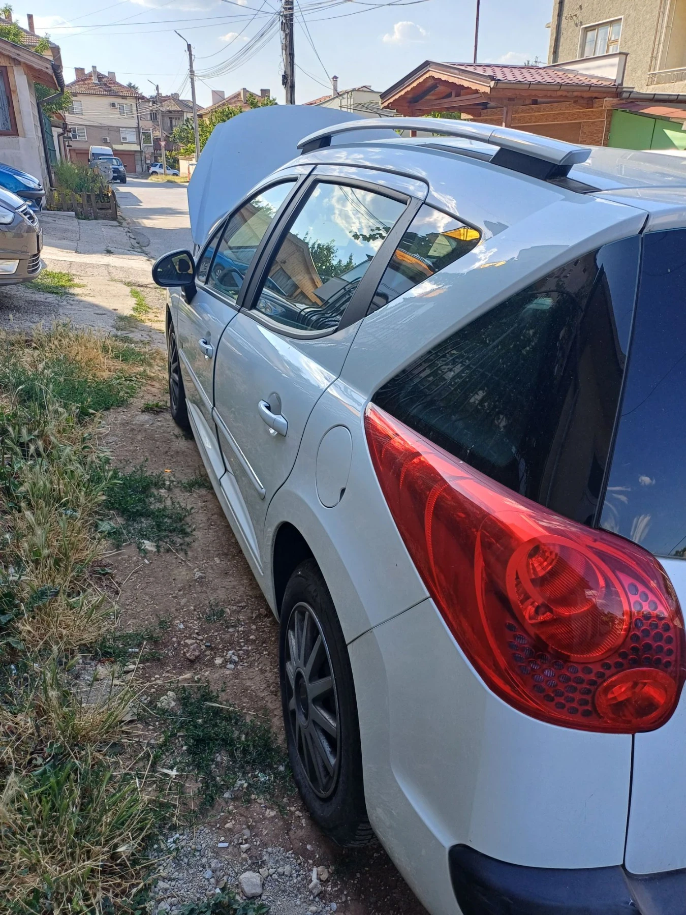 Peugeot 207, снимка 7 - Автомобили и джипове - 56216337