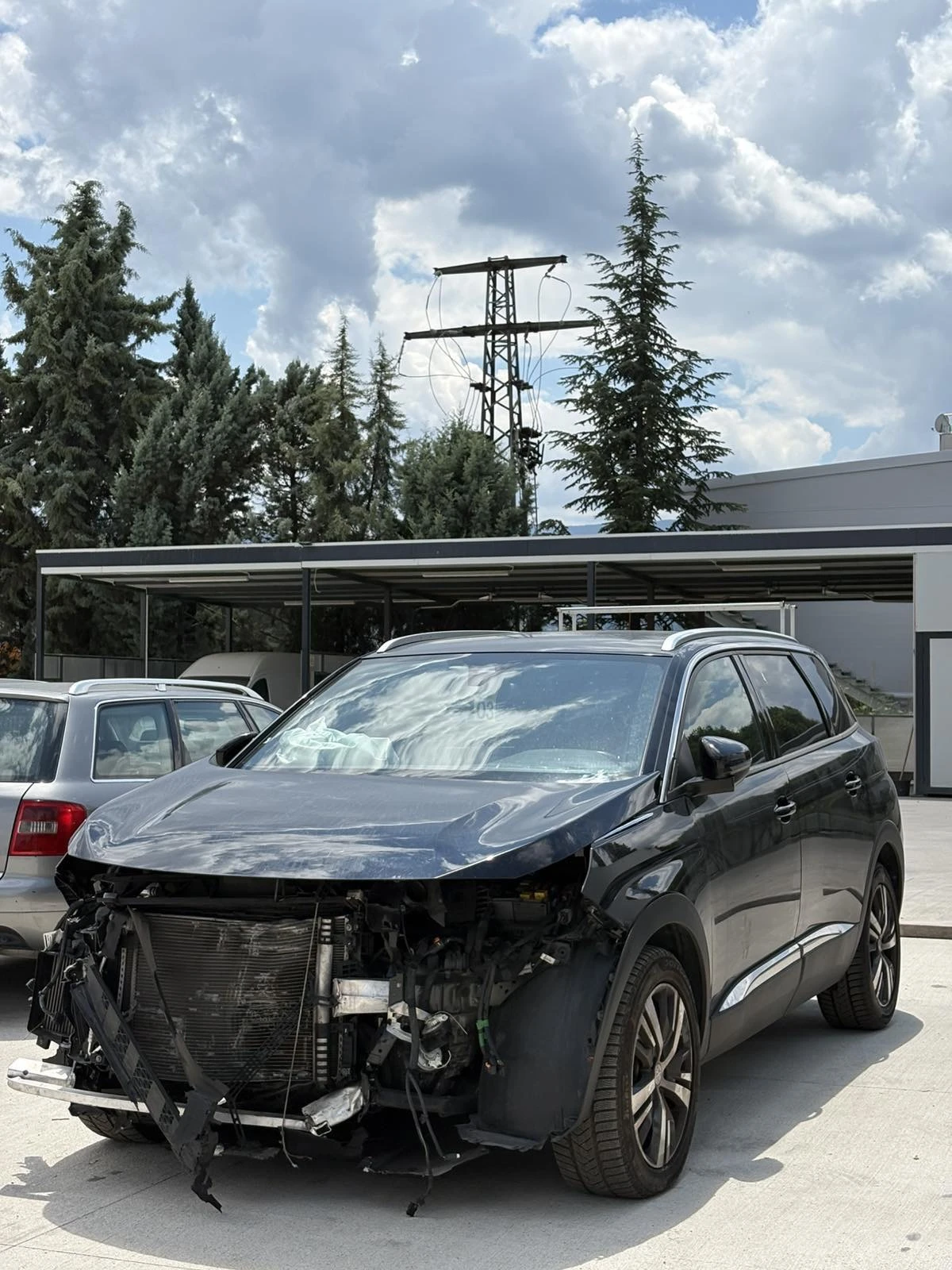 Peugeot 5008 1.5hdi, снимка 3 - Автомобили и джипове - 56476159