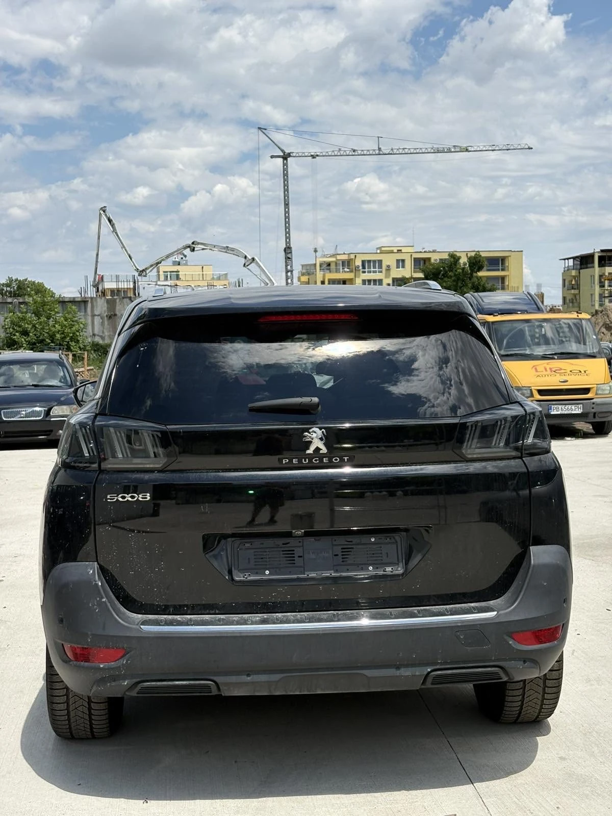 Peugeot 5008 1.5hdi, снимка 2 - Автомобили и джипове - 56476159