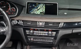 BMW X5 40D * M ПАКЕТ * ОБДУХВАНЕ * HEAD UP * 360 КАМЕРА *, снимка 8