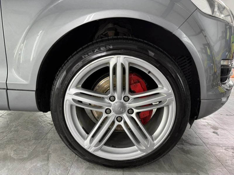 Audi Q7 3.0 , снимка 8 - Автомобили и джипове - 52663438