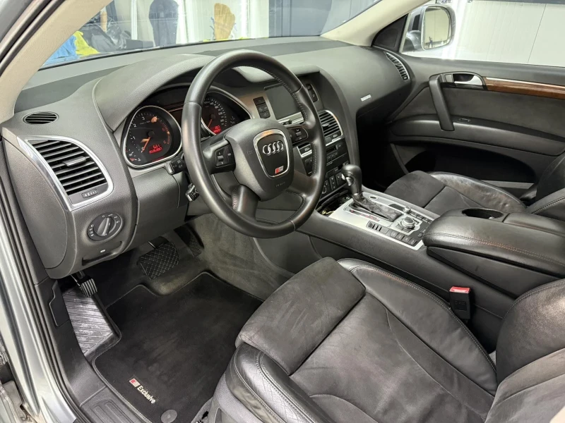 Audi Q7 3.0 , снимка 9 - Автомобили и джипове - 52663438