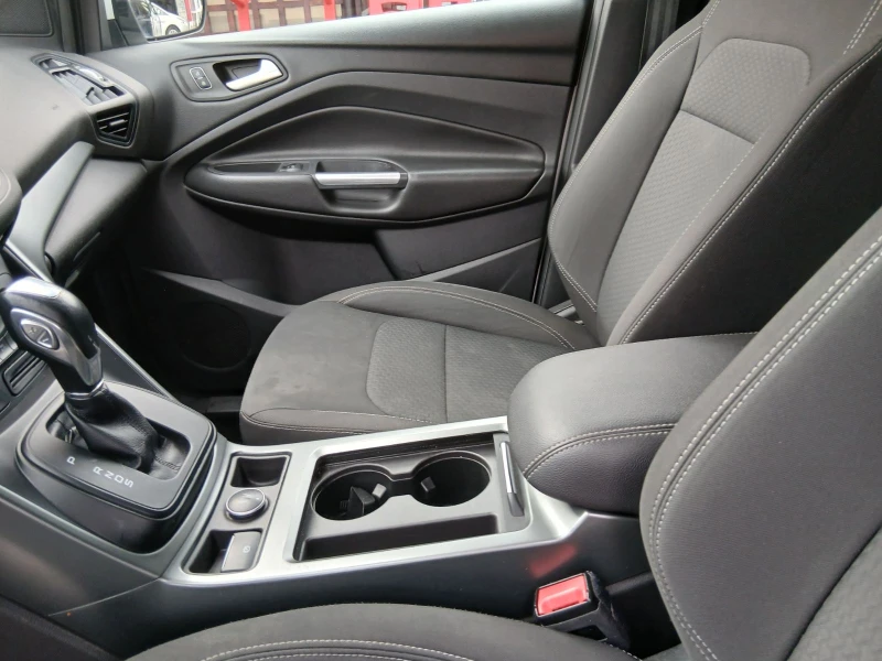 Ford Kuga 2.0 TDCI, снимка 4 - Автомобили и джипове - 52682800