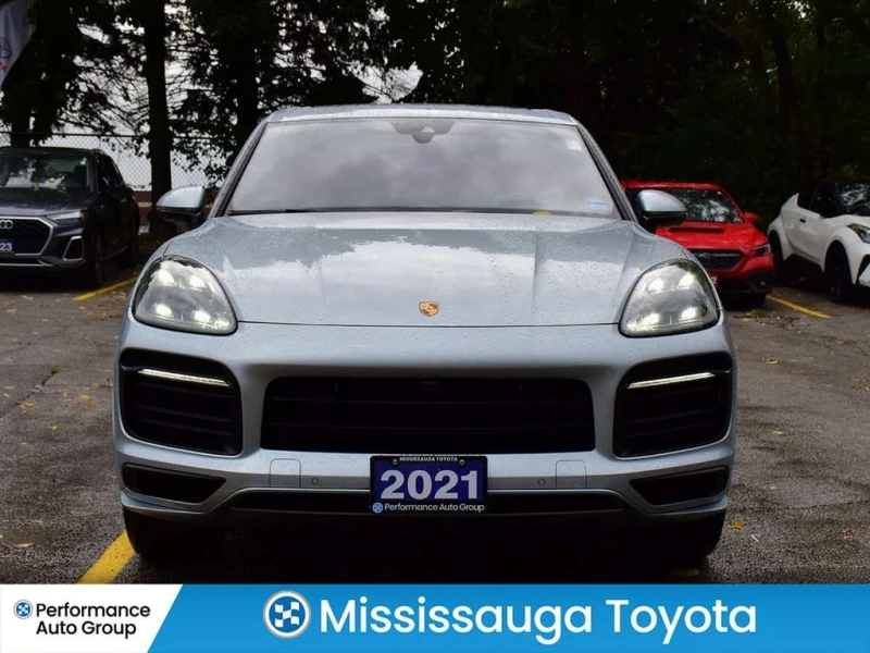 Porsche Cayenne * GTS * CARFAX * БЕЗ ПЪРВОНАЧАЛНА ВНОСКА, снимка 4 - Автомобили и джипове - 52848576