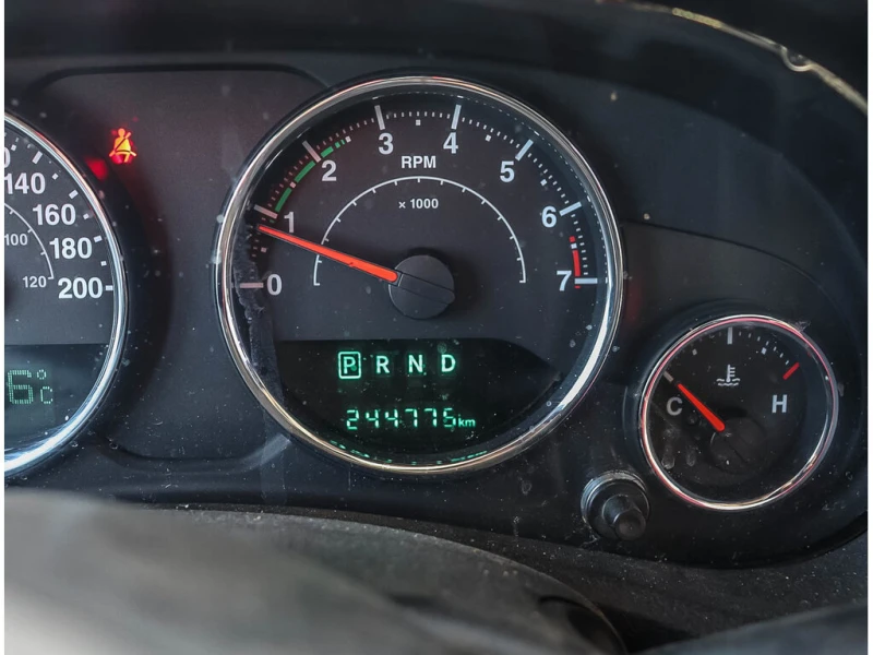 Jeep Wrangler SPORT* Fog Lights* Anti-Lock Brakes* , снимка 5 - Автомобили и джипове - 53126631