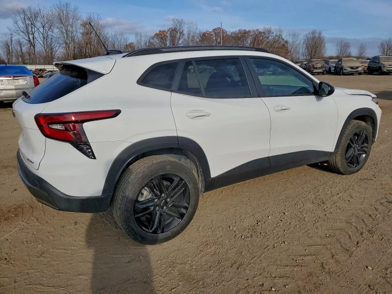 Chevrolet Trax 1.2L 3 Front-wheel Drive - изображение 8