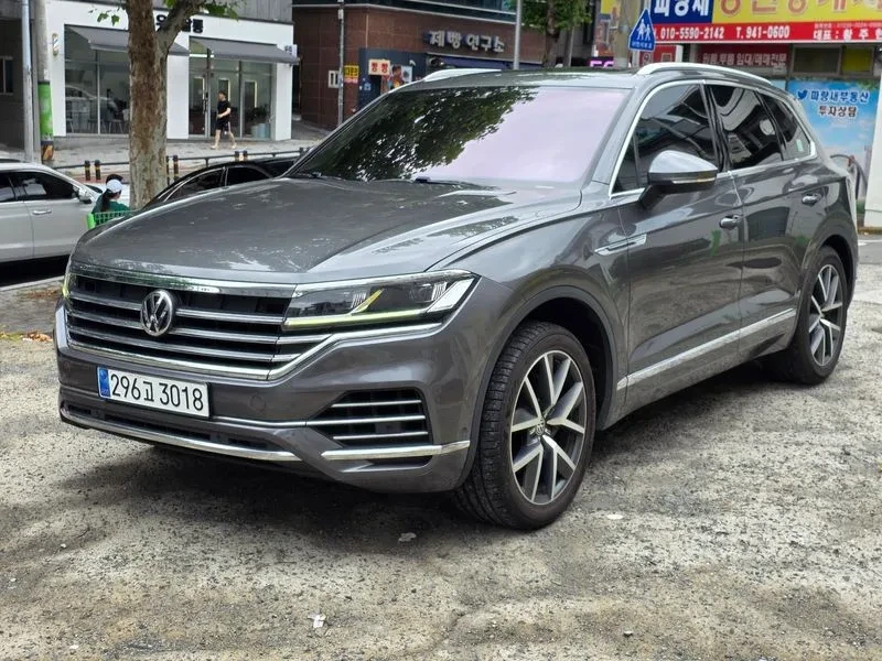 VW Touareg 3Rd Generation 3.0 Tdi Prestige, снимка 3 - Автомобили и джипове - 55101652