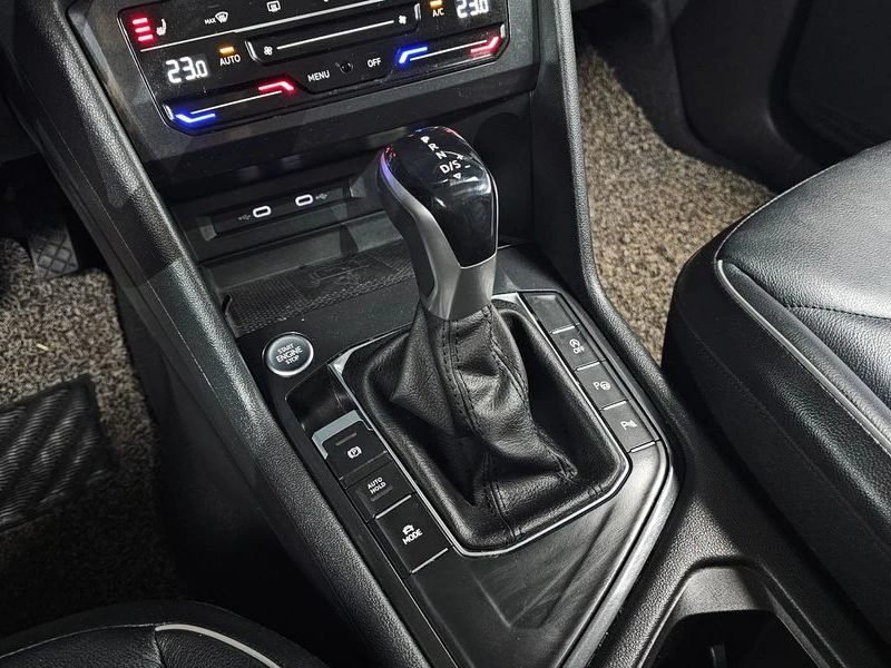 VW Tiguan 2.0 TDI Premium| 140�.�.| ���.��������� | Mobile.bg � ����������� 9