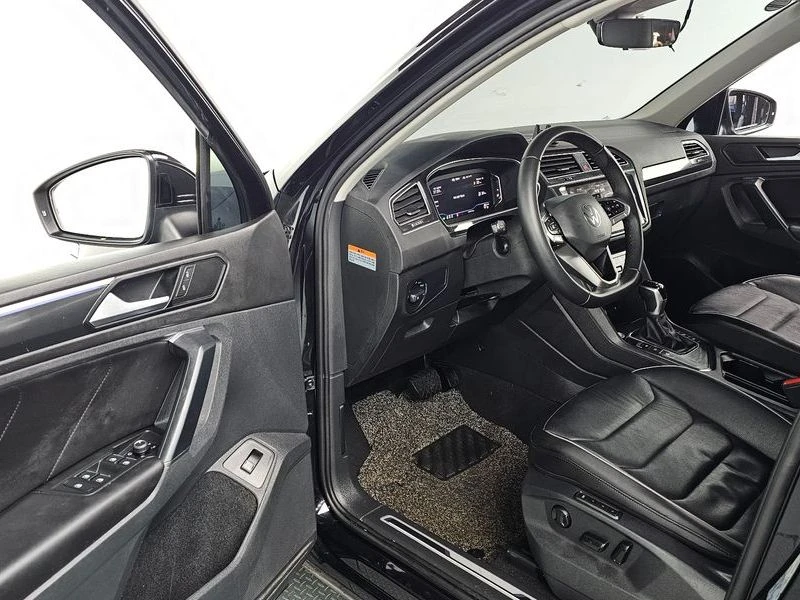 VW Tiguan 2.0 TDI Premium| 140�.�.| ���.��������� | Mobile.bg � ����������� 11